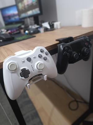 Gamepad Holder with clamp