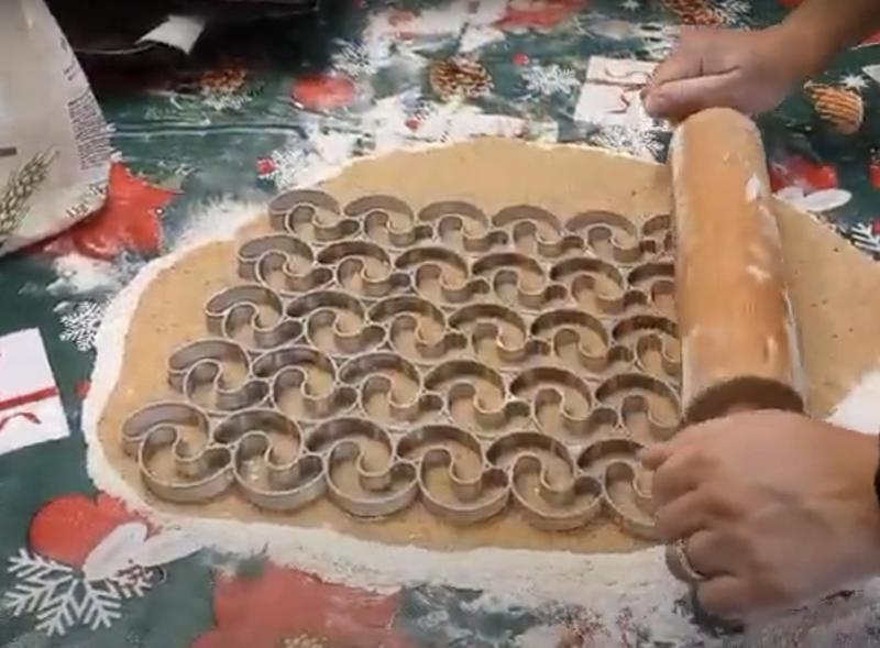 Multiple rolls cookie cutter / Vícenásobné vykrajovátko na rohlíčky