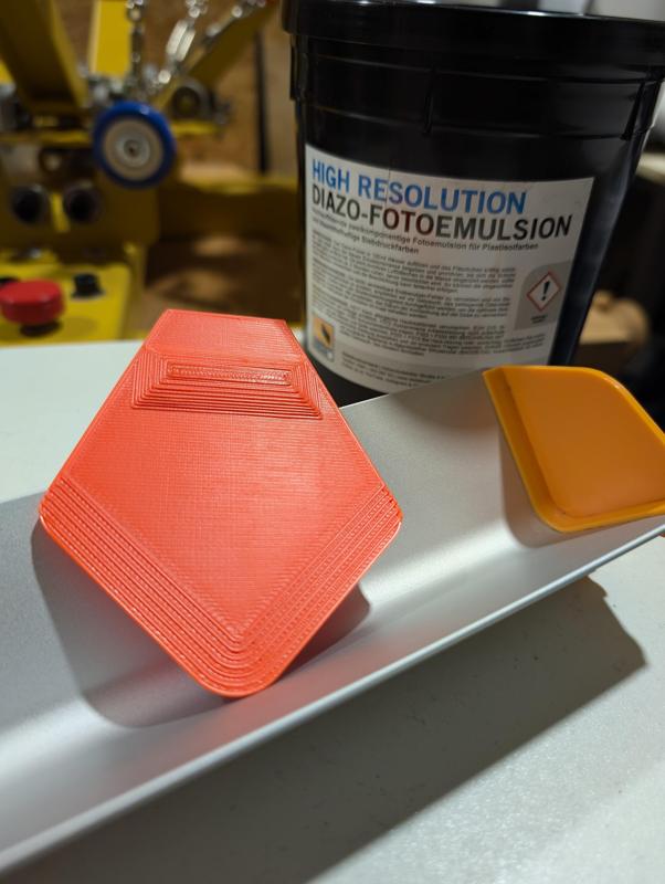 Beschichtungsrinnenspatel für doppelseitige Beschichtungsrinnen