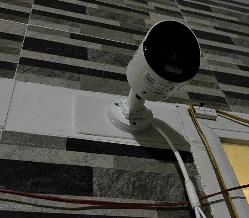 Double-sided tape bracket for Hikvision DS-2CD1047G2