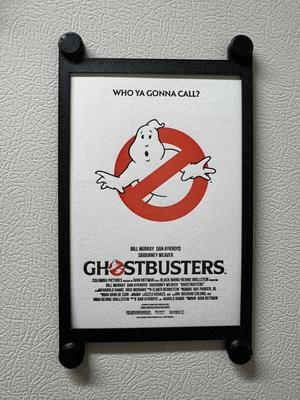 Magnetic Post Card Holder