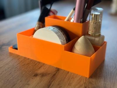 Cosmetic box