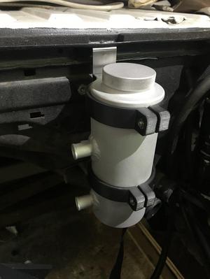 VW T3 Ausgleichbehälter Halter