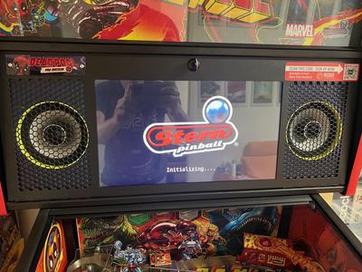 Mounting plate for 5.25" speakers in Stern pinball machines (M4 Metric)