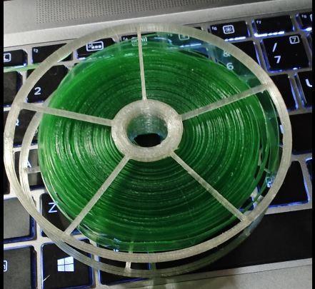 Spool for PET Ribbon - Carrete para cinta PET -- Recicladora