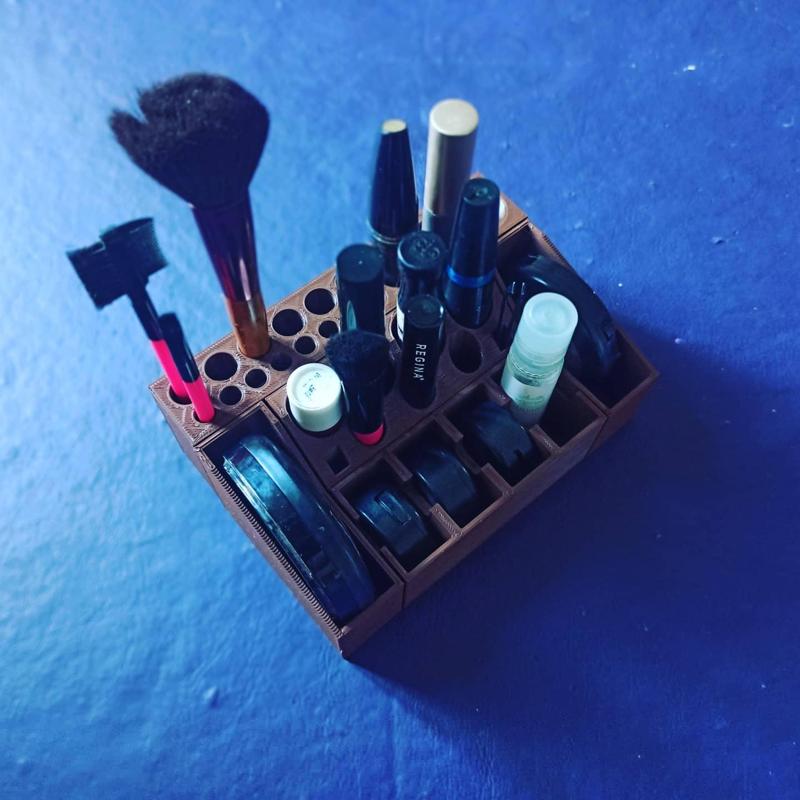 Portacosmeticos (makeup organizer)