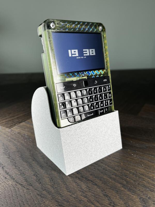 Stand for Beepy by SQFMI