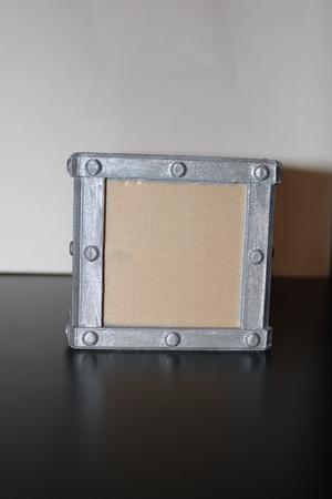 Caja Marco de "Metal"