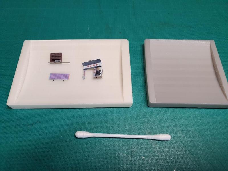 Sorting tray for Metal Earths parts