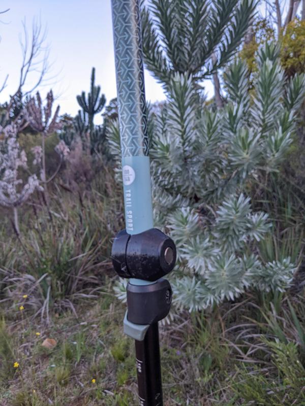 Hiking Pole -> Backpack (Magnetic Quick Release/attach Trekking Pole Attachment)