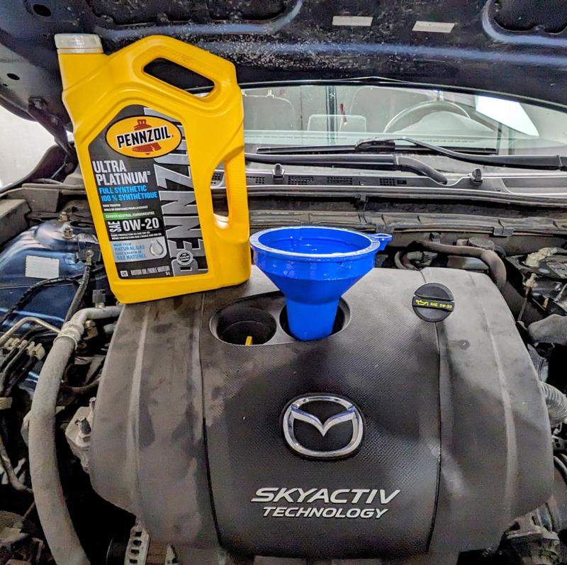 Funnel for Mazda 3 Skyactiv engine oil change