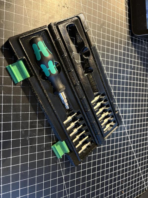 Box for Wera 813 Bitholder + bits