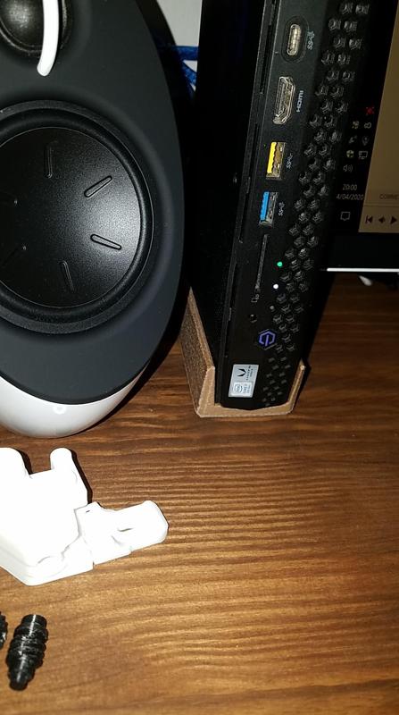 Vertical Support for Nuc Hades HNK/HVK