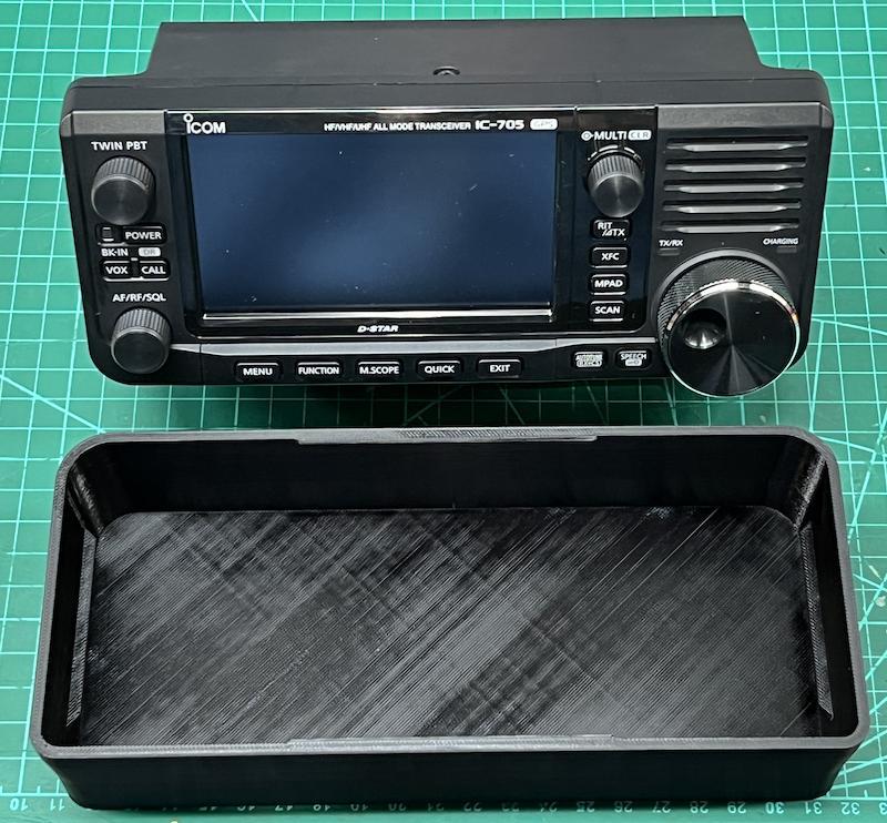 Icom IC-705 Cover and Stand