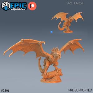 Cockatrice Classic Intimidating / Huge Chicken Lizard Hybrid / Magical Bird Bat Beast