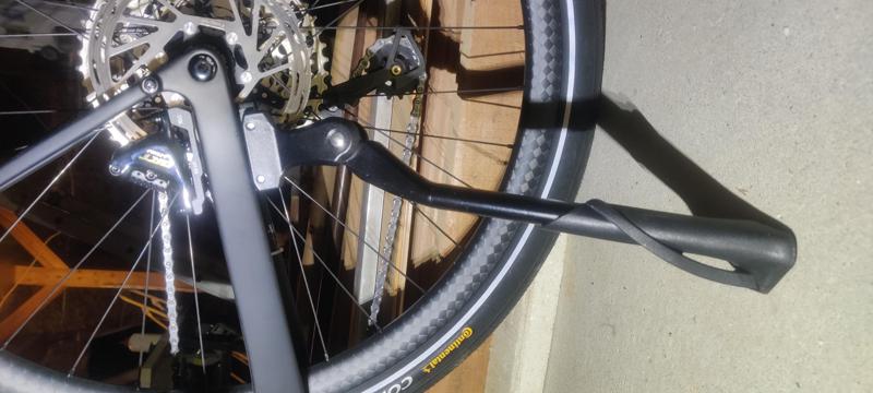 Flatmount to KSA 40 bicycle kickstand adapter