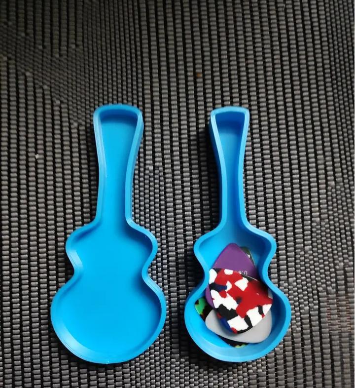 Guitar Pick Box