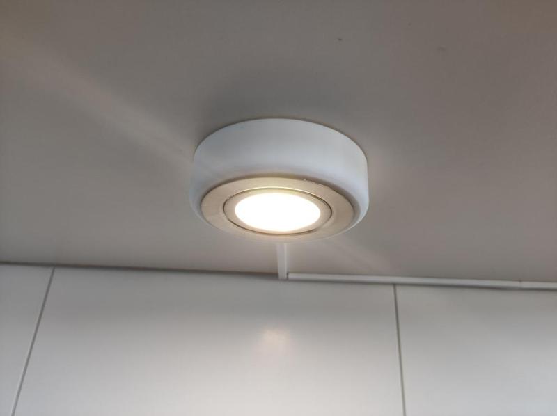 Spot light enclosure