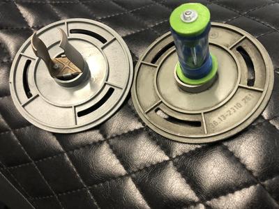 BMW R1100RT rear hub cover fixation