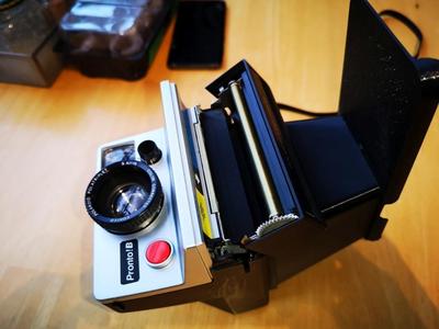 SX-70 digital obscura camera adapter