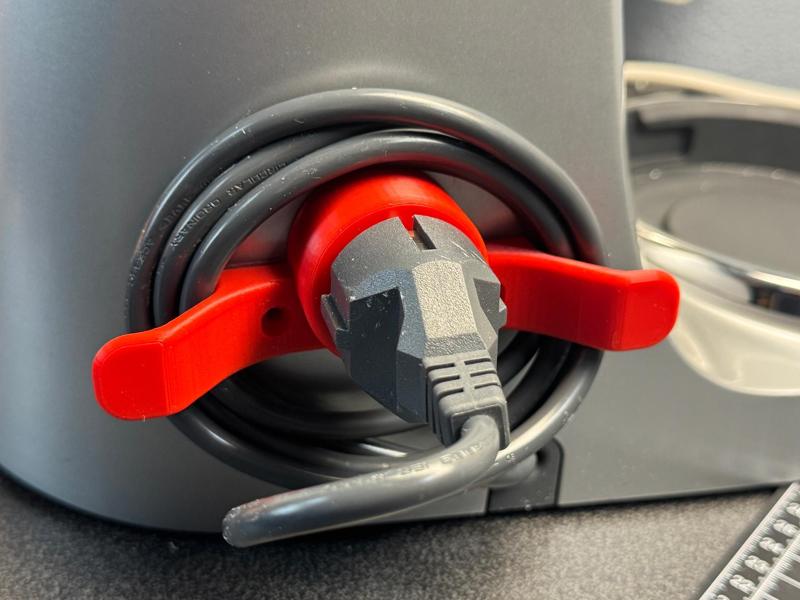 CordoPus MKII , Cable-Manegement, SCHUKO