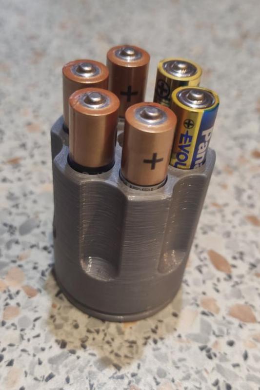 AAA držák baterii  COLT