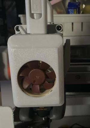 A1/A1 mini extruder cover with 4010 fan (40x40x10)