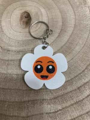 Smiling flower keychain