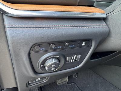 Jeep 4xe EV mode switches haptic feedback