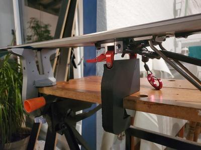 Low-tech ski vise