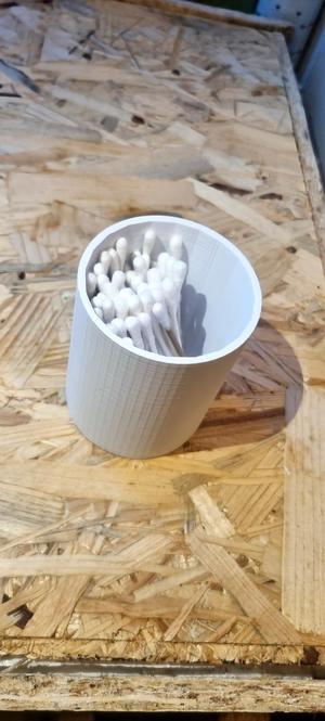 Wattestäbchen Becher