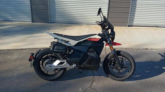 Ryvid Outset rear footpeg bag mount