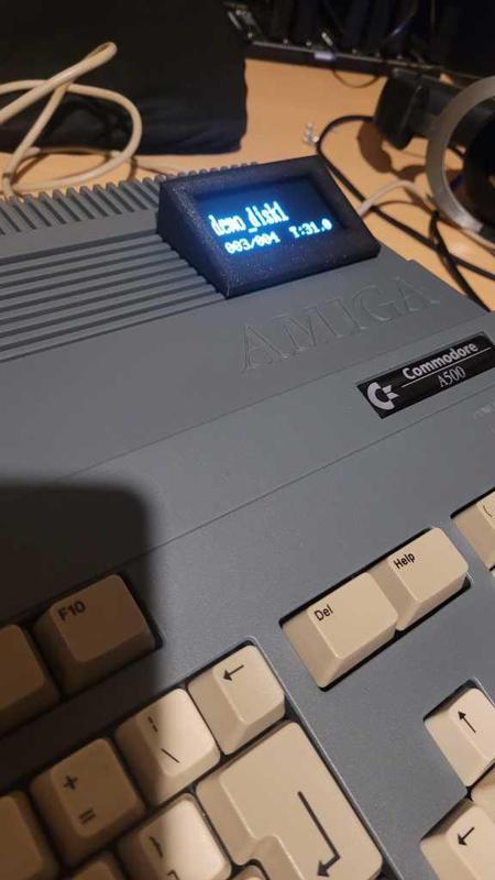 Amiga 500 - 2.42&quot; Oled Gotek