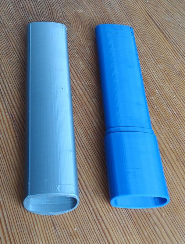 Dvoudílná hubice pro ruční vysavač