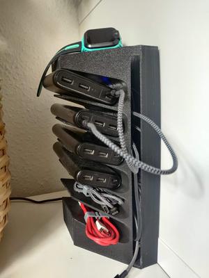 Powerbank vertical charging dock