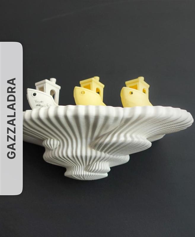 Wall shelf "Tinder Fungus" by gazzaladra