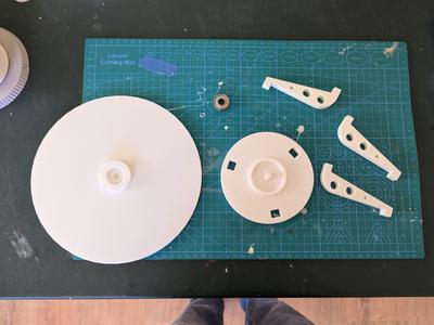 Turntable for painting models