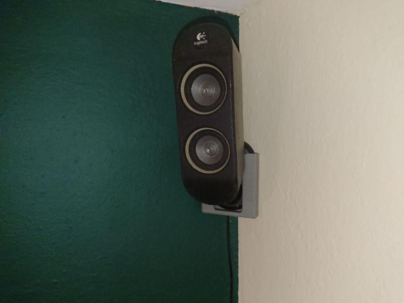 Logitech X-530 Speaker Corner Wall Mount