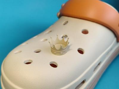 Crown croc charm (Jibbitz)