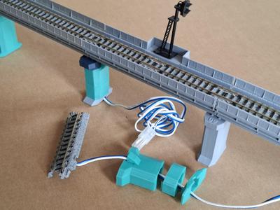 Adaptable piers with cable routing for DIY-Viaducts