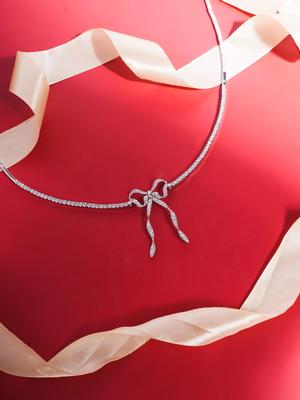 bow diamond necklace