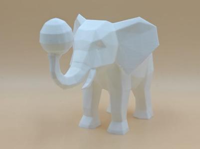 Elwin the Elephant and the Enchanted Ball