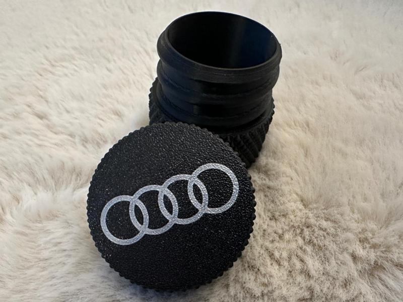 Audi Threaded Container