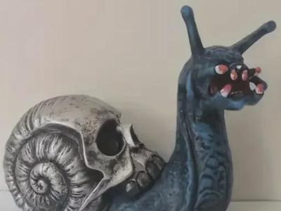 Skull Snail