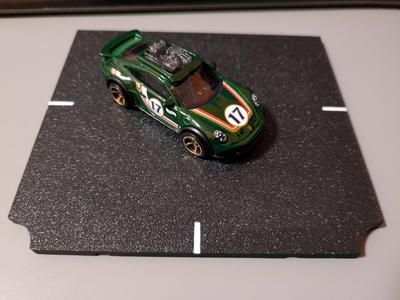 road for model cars, 3-way intersection