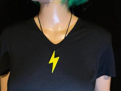 Lightning bolt flash Necklace glow in dark