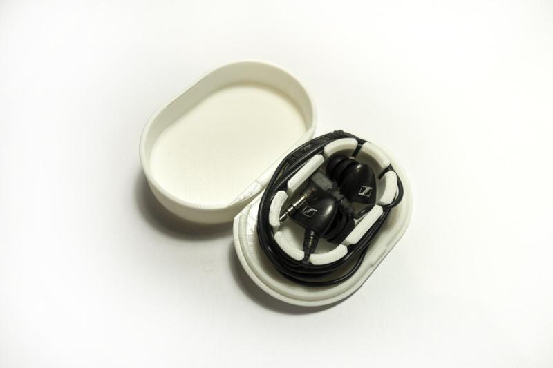 Hinged Case for Earphones