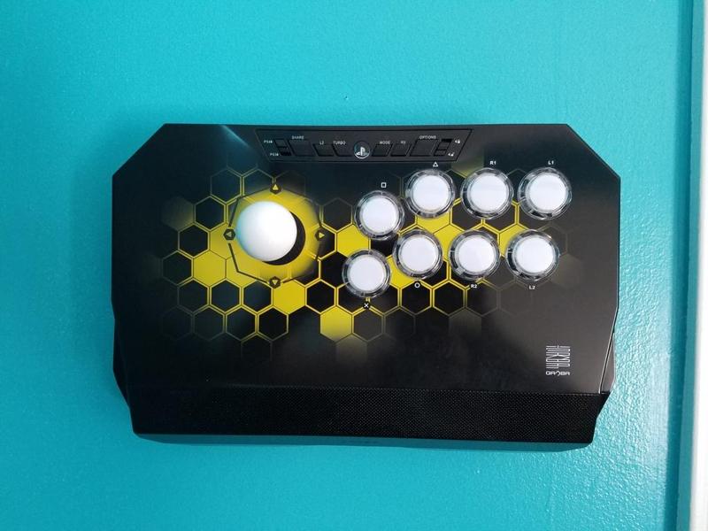 Qanba Drone Arcade Stick Wall Mount