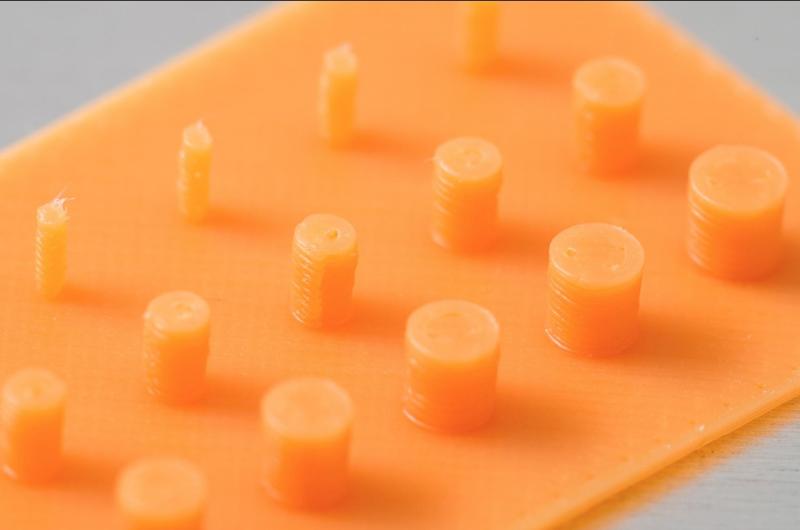 Hole / Column Test Print (Customizable)