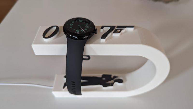 Pixel watch 2 charger holder James Bond style
